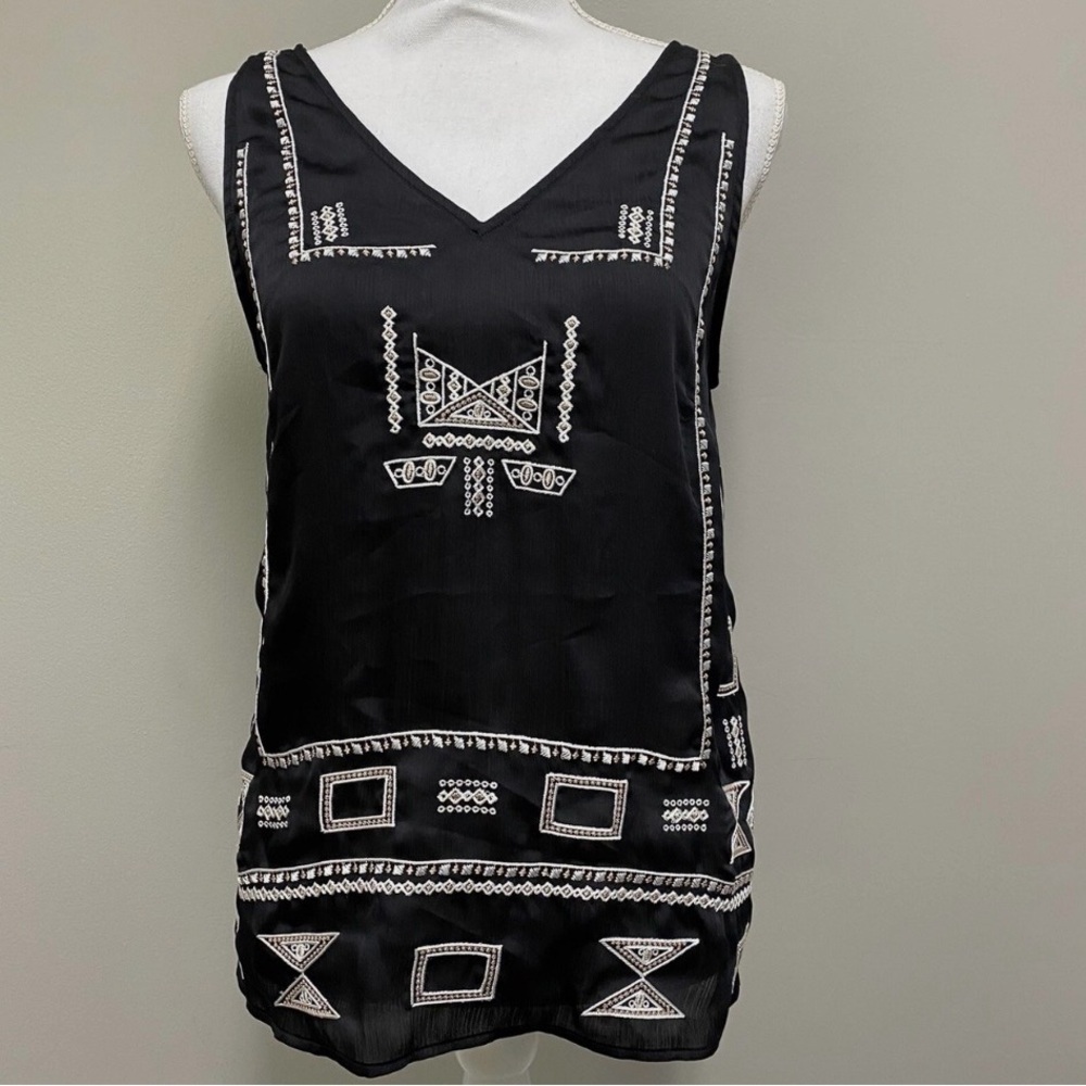 Laundry By Shelli Segal Black and White Geometric Blouse